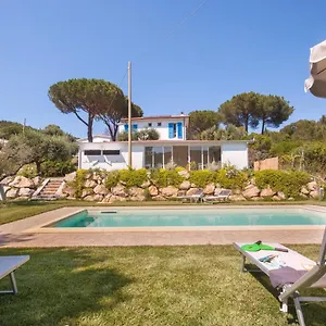 https://la-casa-degli-ulivi.it-tuscanyhotel.com