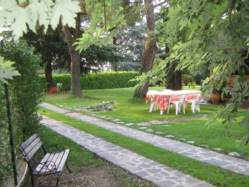 B&B Al Roncaccio Calco  Bed & Breakfast