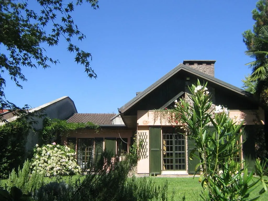 B&B Al Roncaccio Calco  Bed & Breakfast Calco (Lombardy)